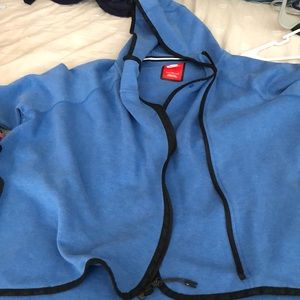 New women’s Large sweater Nike